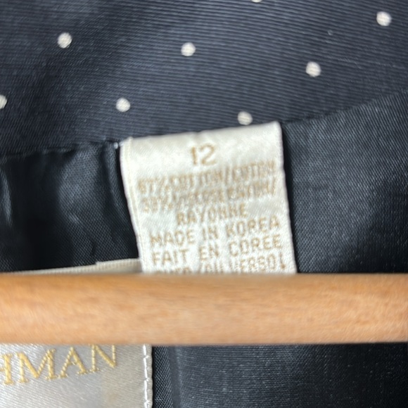 Dana Buchman black/ivory polka dot 3 button blazer in size large. - Picture 5 of 10